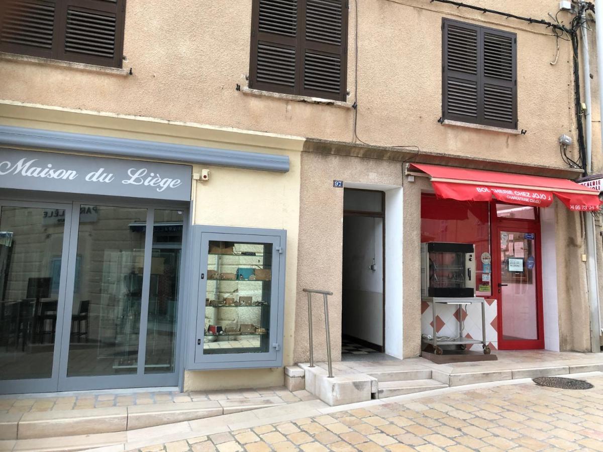 Appartement Port Bonifacio โบนิฟาซิโอ ภายนอก รูปภาพ